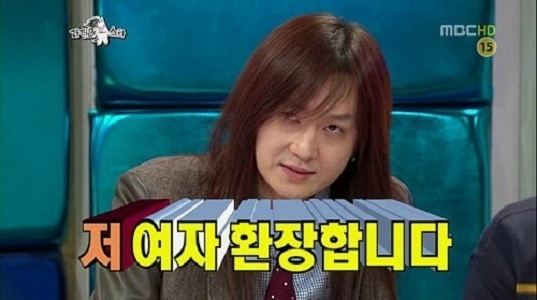 Kim Kyung-ho Kim Kyung Ho Addresses Recent Gay Rumors Soompi
