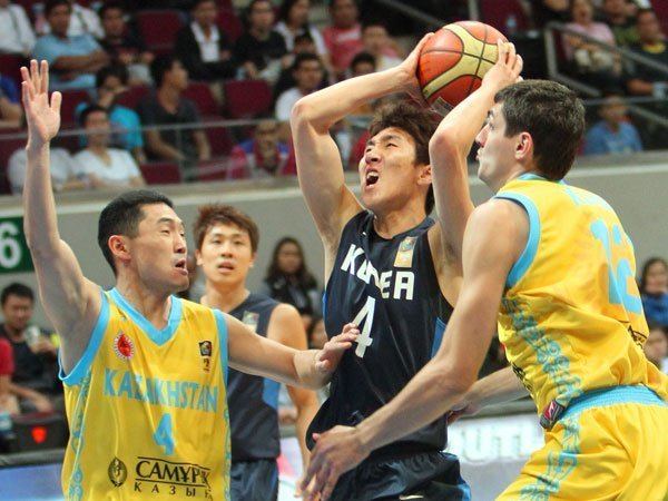 Kim Min-goo (basketball) FIBA Asia Korea shuts down Kazakhstan in 2nd half