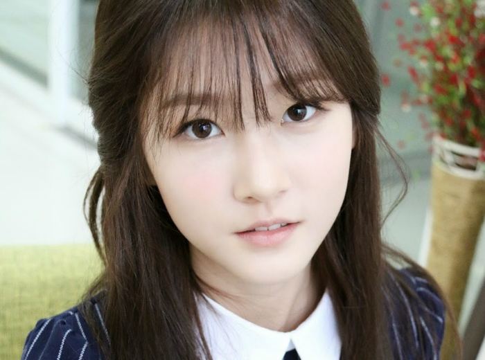 Kim Sae-ron Kim Sae Ron to Star in New Web Drama Alongside Male Idol