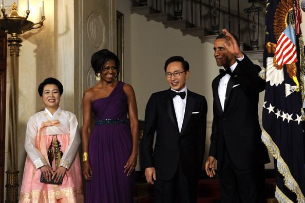 Kim Yoon-ok Michelle Obama and Kim YoonOk Photos President And Mrs
