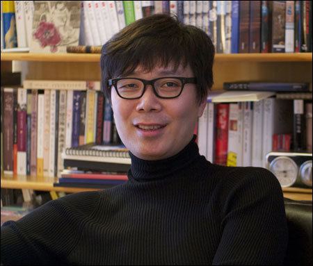Kim Young-ha Authors promote Korean literature in Mexican book fair