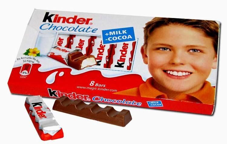 Kinder Chocolate Kinder Chocolate Replaces White Kid on Packaging with Immigrant Kids