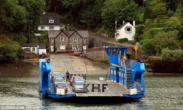 King Harry Ferry Woman 76 and her two dogs drown as car rolls into a river from