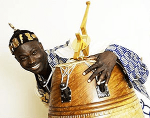 King Mensah wwwmusiquesafriquecomiconskingmensah300png