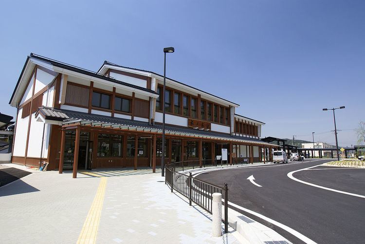 Kinomoto Station