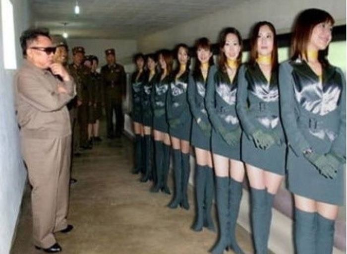 Nude мод на in Pyongyang