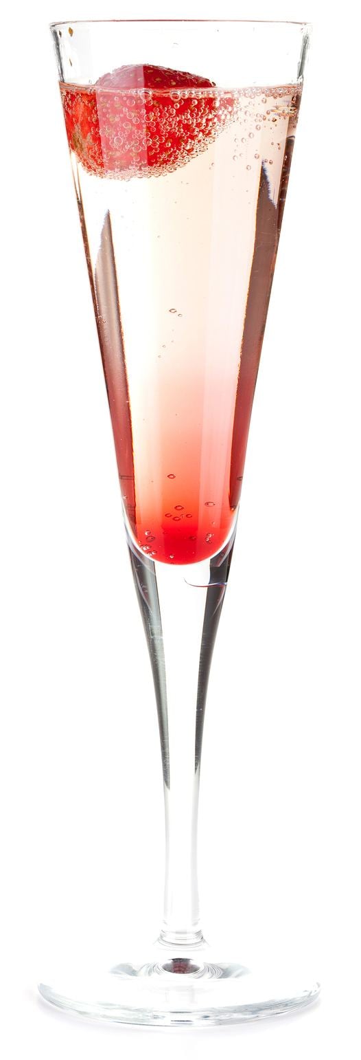 Kir (cocktail) 1000 images about Kir Royale on Pinterest Bellinis Champagne