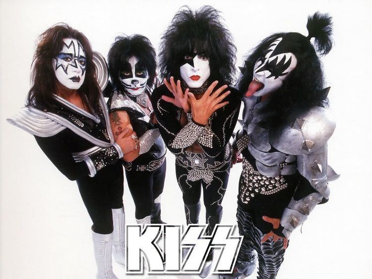 Kiss (band) httpssmediacacheak0pinimgcomoriginals9f