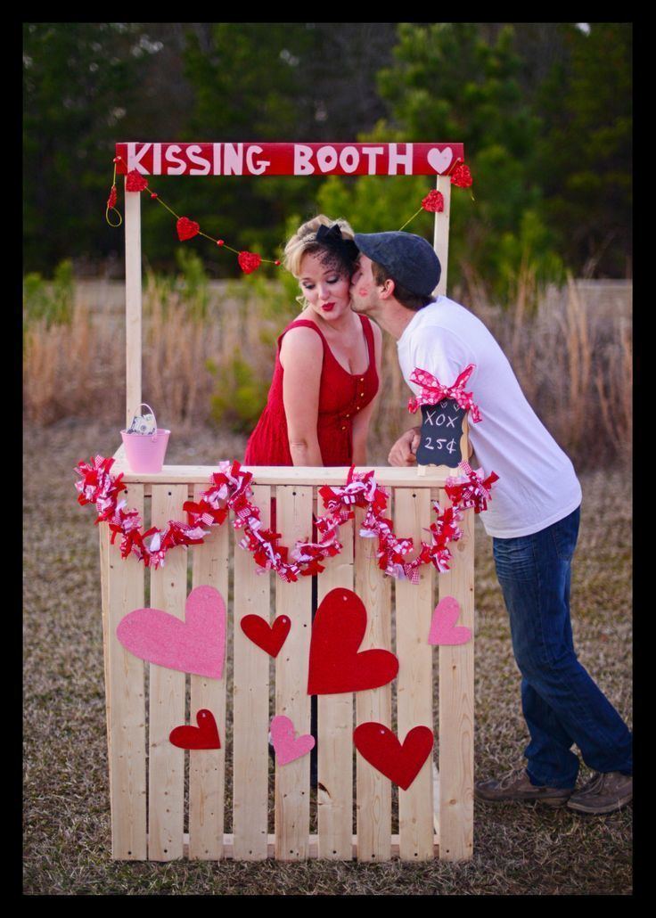 Kissing booth httpssmediacacheak0pinimgcom736xf13c1a