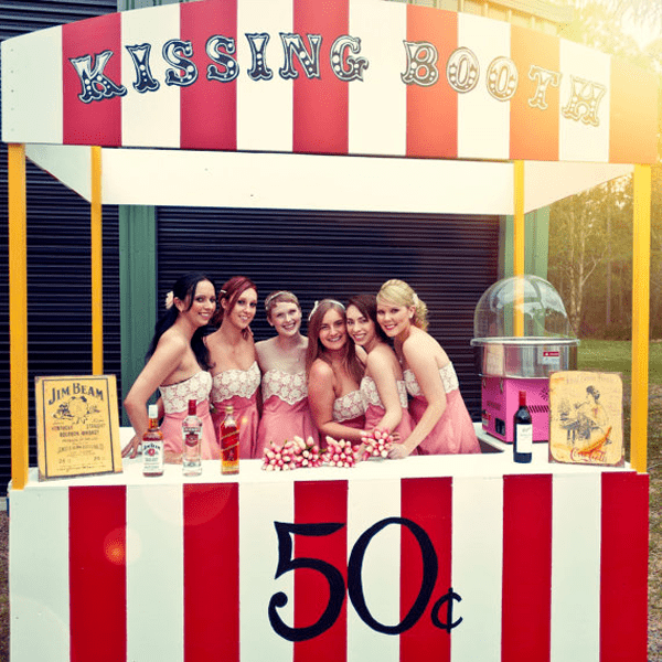 Kissing booth 1000 images about Kissing Booth on Pinterest Valentines Carnival