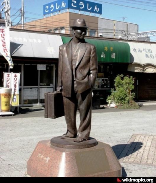 Kiyoshi Atsumi Monument to Kiyoshi Atsumi as quotTorasanquot Tokyo