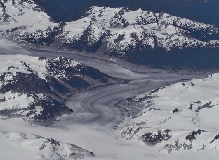 Klinaklini Glacier httpsc1staticflickrcom5415249854607422a80