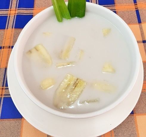 Kluai buat chi Kluai buat chi or Banana in coconut milk