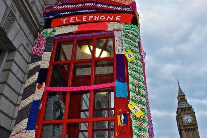 Knit the City Knit The City Phonebox Cosy London unurth street art