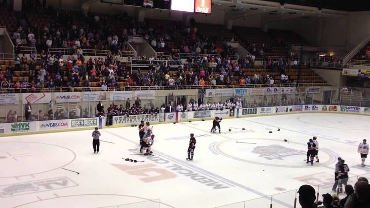 Knoxville Ice Bears Knoxville Ice Bears vs Fayeteville Fireantz Line Brawl the second
