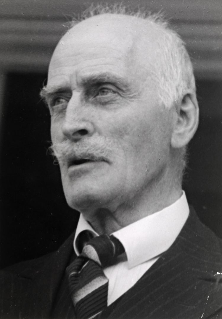 Knut Hamsun httpsuploadwikimediaorgwikipediacommons44