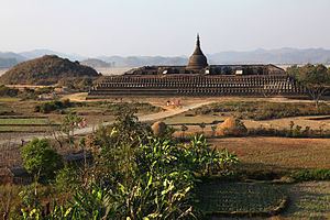 Koe-thaung Temple httpsuploadwikimediaorgwikipediacommonsthu