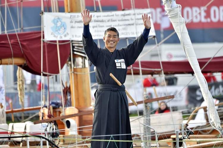 Kojiro Shiraishi Japanese solo sailor Shiraishi departs with 28 others on Everest of