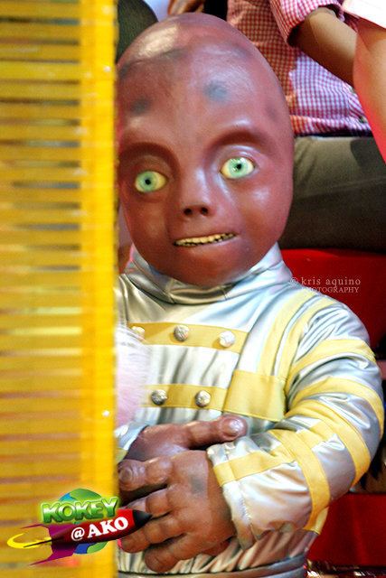 The alien character Kokey wearing silver and yellow spacesuit in a scene from the ABS-CBN TV Show Kokey,2007.