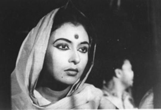 Komal Gandhar Komal gandhar by Ritwik Ghatak Watch in cinema online and on DVD