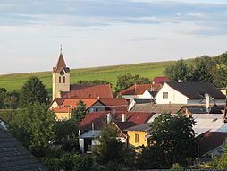 Komárov (Zlín District) httpsuploadwikimediaorgwikipediacommonsthu