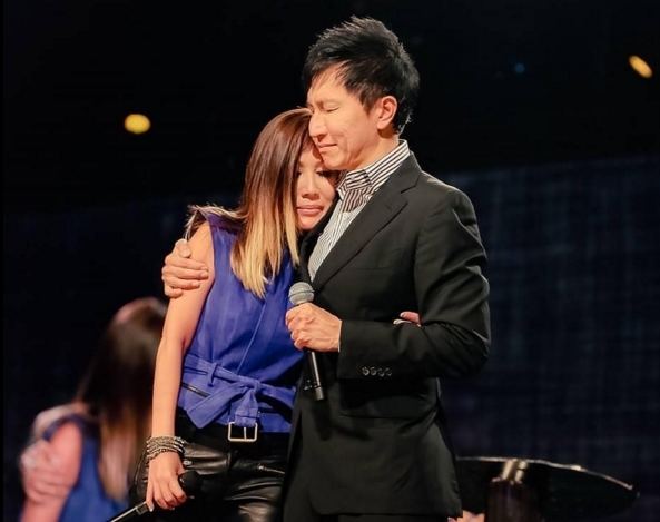 Kong Hee City Harvest Church Pastor Kong Hee Wife Sun Ho Apologize to