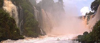 Kongou Falls httpsuploadwikimediaorgwikipediacommonsthu