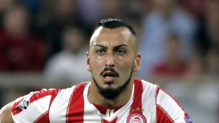 Konstantinos Mitroglou Olympiakos extend Konstantinos Mitroglou39s contract amid