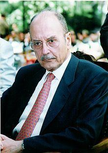 Konstantinos Stephanopoulos httpsuploadwikimediaorgwikipediacommonsthu