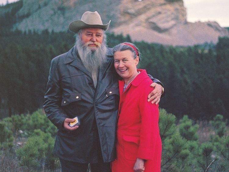 Korczak Ziolkowski Ruth Ziolkowski overseer of Crazy Horse memorial dies