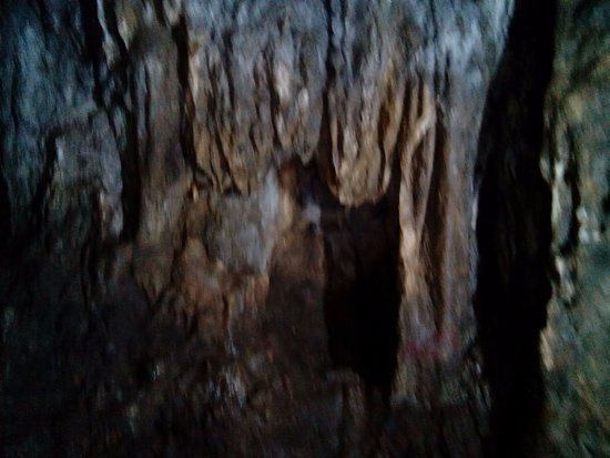 Kotumsar Cave httpsmediacdntripadvisorcommediaphotos0e