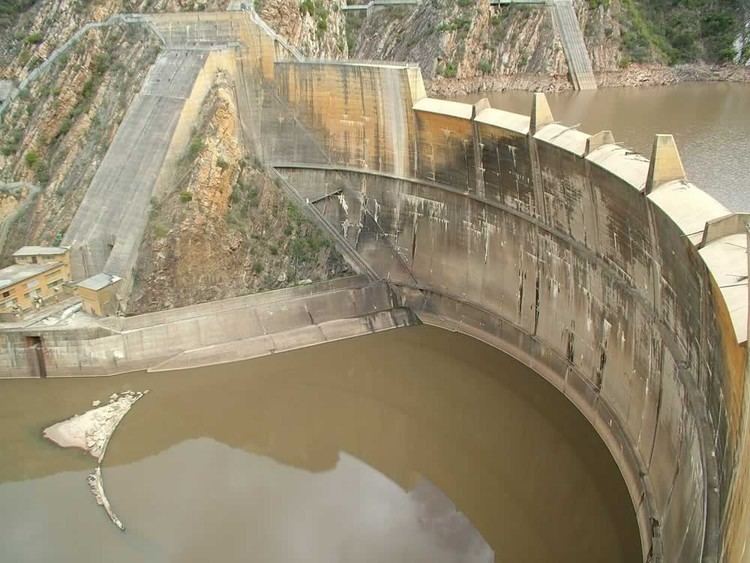 Kouga Dam wwwzawebsdatacozaimagelargekougadam4jpg