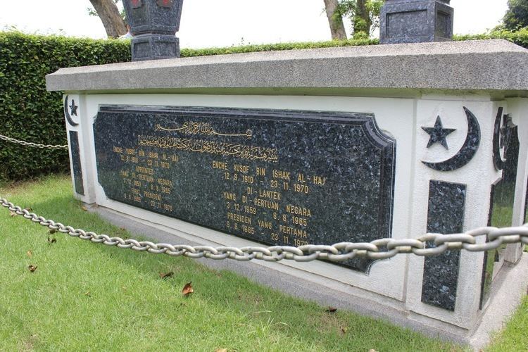 Kranji State Cemetery lurkerr39s blog Kranji Commonwealth War Cemetery War Memorial and