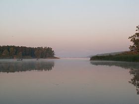 Krasno-Oskol Reservoir httpsuploadwikimediaorgwikipediacommonsthu