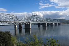 Krasnoyarsk Bridge httpsuploadwikimediaorgwikipediacommonsthu