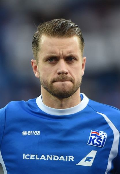 Kári Árnason (footballer, born 1982) www3pictureszimbiocomgiKariArnasonIcelandv