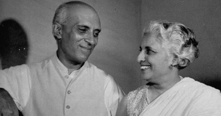 Krishna Hutheesing Jawaharlal Nehru with his sister Krishna Hutheesing Delhi May 1946