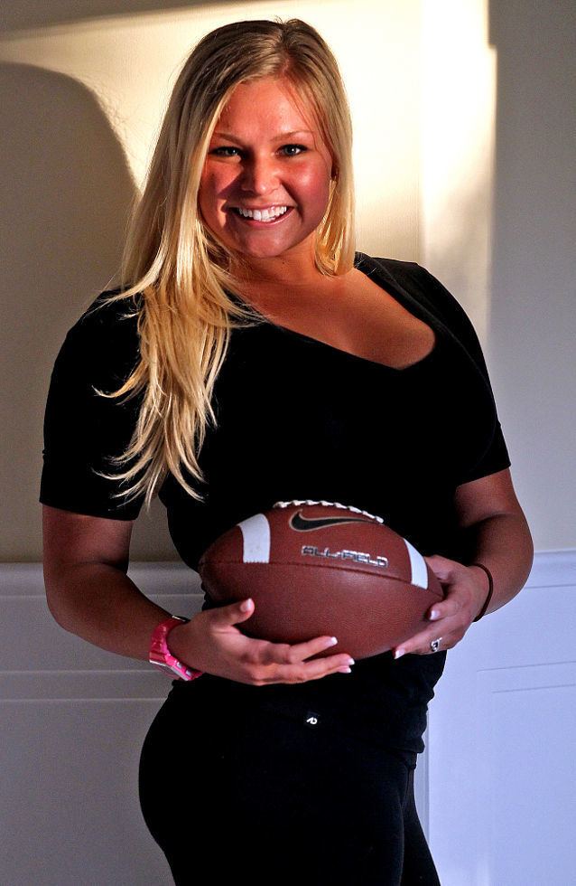 Krista Ford Mayor39s niece trying out for lingerie football Toronto