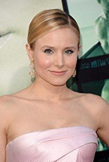 Kristen Bell iamediaimdbcomimagesMMV5BMjE2MjkzOTIxMV5BMl5