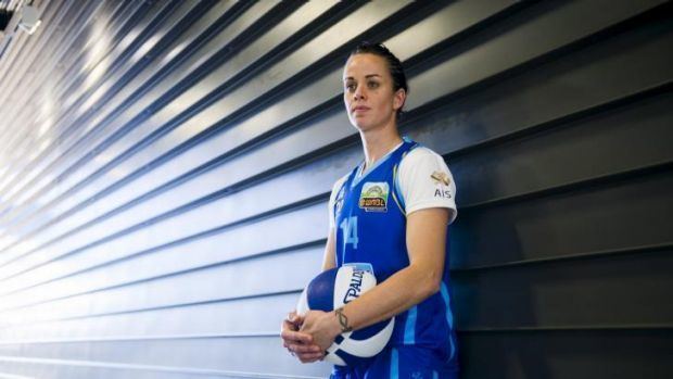 Kristen Veal Kristen Veal reunites with Canberra Capitals 15 years
