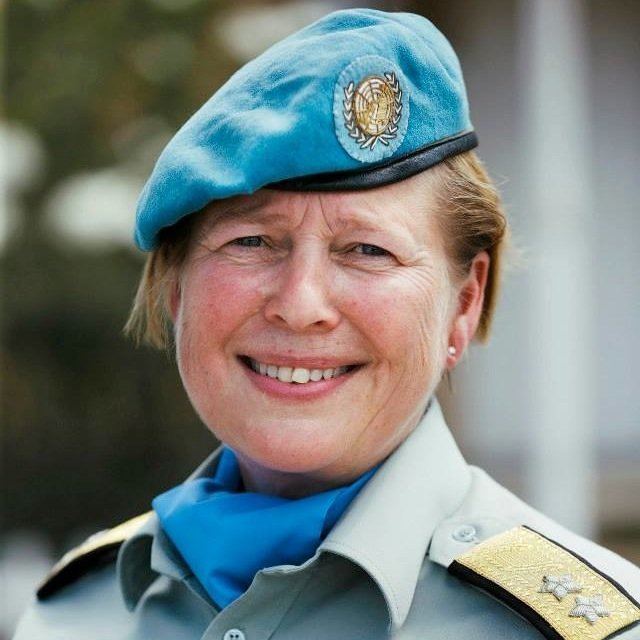 Kristin Lund (general) httpspbstwimgcomprofileimages5147940844775