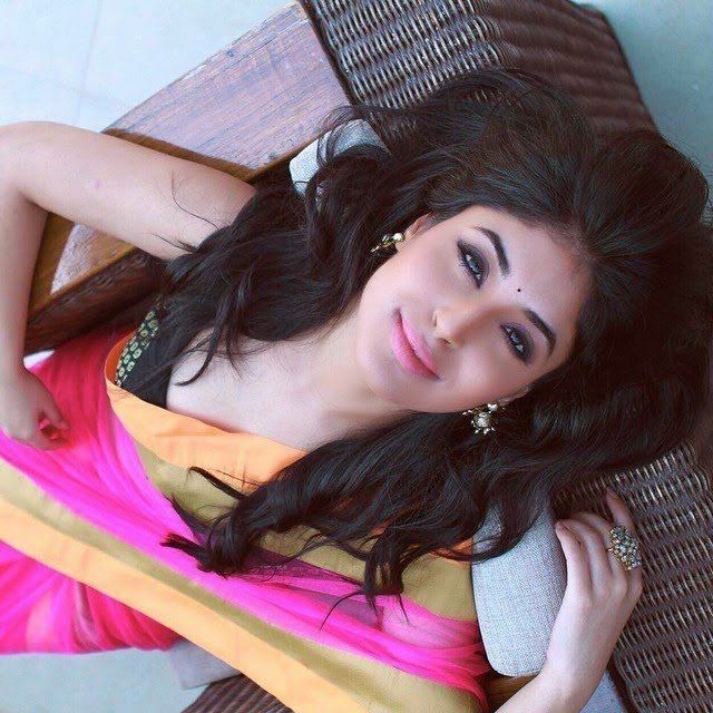 Kritika Kamra Kritika Kamra Hot Photos Twitter Instagram Selfie Indian TV