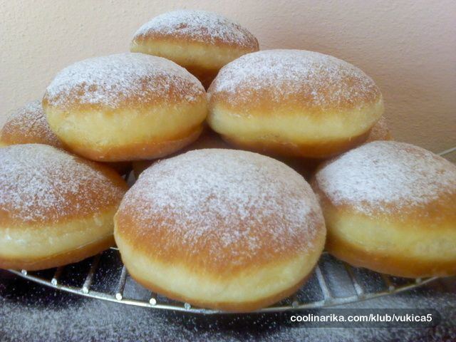 Krofne 1000 images about krofne on Pinterest Bakeries Baked donuts and