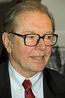 Krzysztof Zanussi Krzysztof Zanussi Wikipedia the free encyclopedia