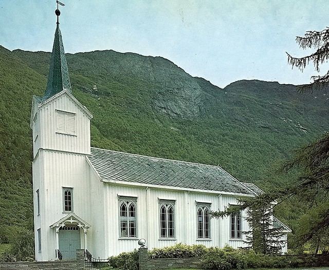 Øksendal Church