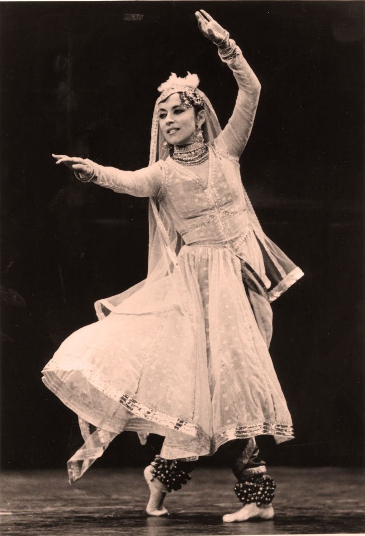 Kumudini Lakhia Dance Sanskrit and Other Amazing things A workshop with