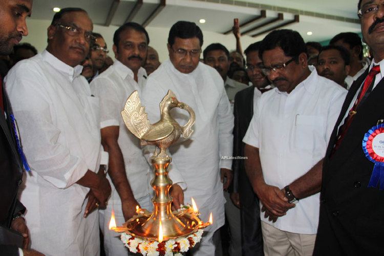 Kunduru Jana Reddy OZONE Hospitals Opened in Kothapet by Jana Reddy State