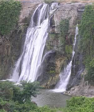 Kuntala Waterfall