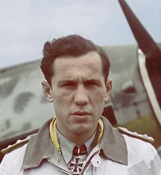 Kurt Bühligen Oberstleutnant Kurt Bhligen He shot down some 112 enemy aircraft