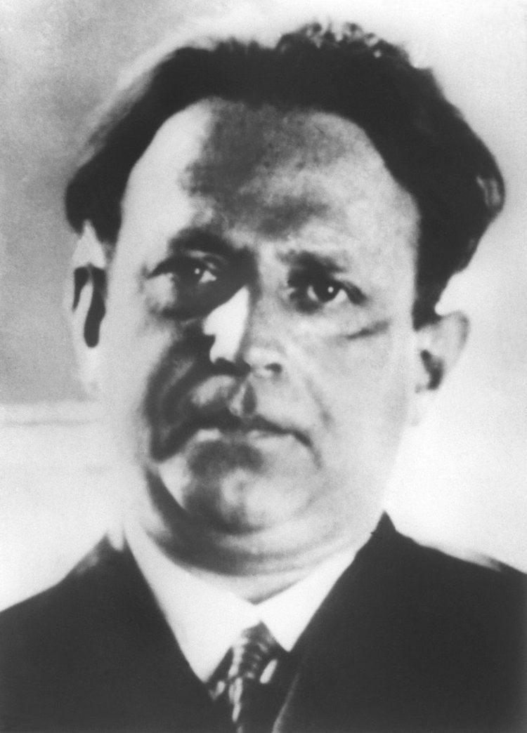 Kurt Tucholsky Zum 125 Geburtstag von Kurt Tucholsky Heitere Schizophrenie tazde